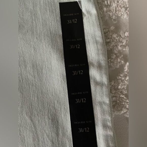 Banana Republic Slim Jean - Picture 8 of 16